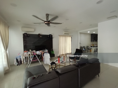 Nice Fully Renovated Endlot 2 storey House for Sale