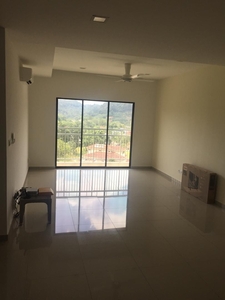 T-Parkland Rawang Condo Apartment for Rent