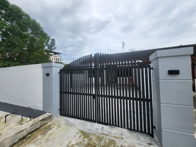 Taman Johor Jalan Mewah Ria Corner Lot