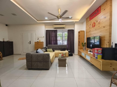 Taman Mutiara Rini Double Storey Terrace 4 Bedrooms 3 Bathrooms for Sale