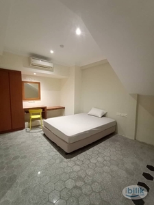 Attention to SEGI College Student ‍ Available Master Room at KLCC, KL City Centre with Low Deposit