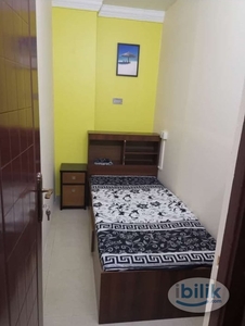 female available single room at glomac centro