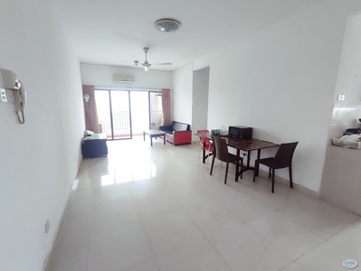 Female middle room at Pelangi utama condominium