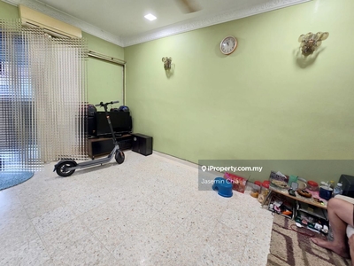 Good Condition Freehold Single Storey Terrace House For Sale.