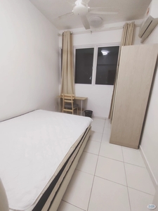 I Santorini Fully Furnished Seaview Single Room with High Speed Wifi nearby Tanjung Tokong Georgetown Penang