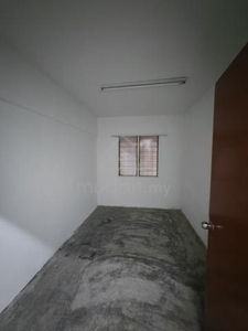 Lestari apartment for rent / block b with lift /damansara damai