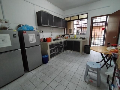 Limited Master room at Jalan BU 10/5 for rent with private bathroom