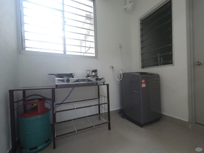 Middle Room at Symphony Heights, Selayang - GIRLS MUSLIM ONLY - FULLY FURNISHED - SHARING ROOM
