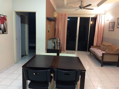 Npark Furnished Middle room Share bathroom included utilities FEMALE ONLY