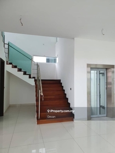 Puchong Kinrara Residence Bungalow 3 torey With Lift