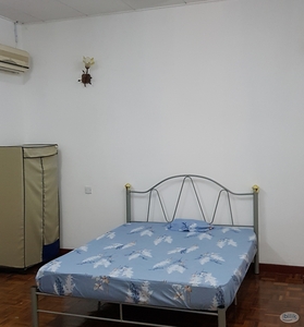 Room Rent in Tropicana Indah Near to Surian MRT Station & Sunway Mall