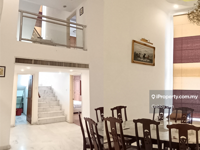 Super Limited Value Buy 3-Sty Penthouse in the heart of Mont Kiara