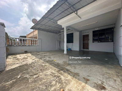 Taman Johor Jaya / Single Storey Terrace House