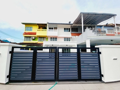 3 Storey Terrace House at Cheras Taman Suria Jaya For Sale
