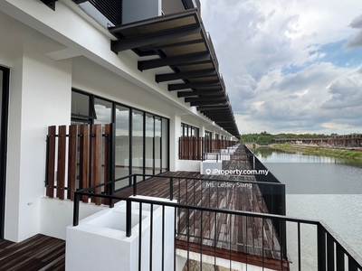 3-storey Terrace House For Sale Senibong Cove (Facing Sea View)