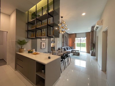 Alstonia Garden Height, FREEHOLD high end residential with spacious design