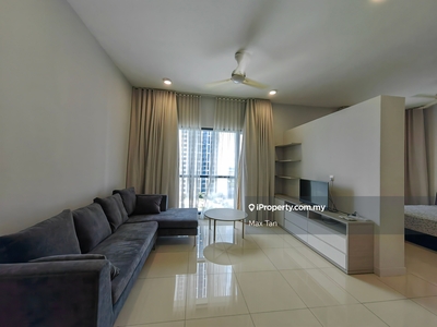 Fully Furnished Corner Unit for Rent (Golf & Lake View)