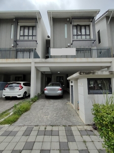 (GROUND FLOOR) Crescent Park Townhouse @ Bandar Bukit Mahkota