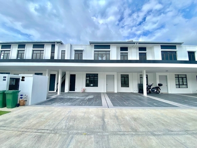 Ground Floor Townhouse Co-Home Evco Grandeur, Bandar Puncak Alam