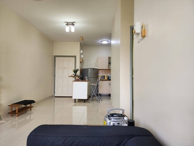 Tampoi Kipark apartment for rent near Kip Mart Bus station