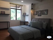Bangsar, Nice & Interior Designed Fully Furnished Master Room + Private Attached Bathroom (Free Utilities & WiFi) MRT Station