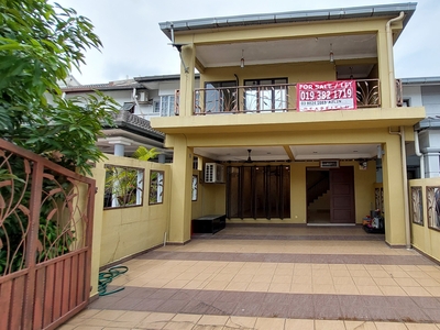 Freehold Extended 2 Storey Terrace For Sale