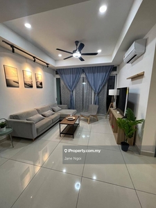 Ksl D esplande Next to shopping mall 3 bedrooms with private lift
