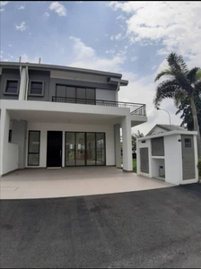 Luxury Dream Home Freehold 2-storey 22x85 Superlin