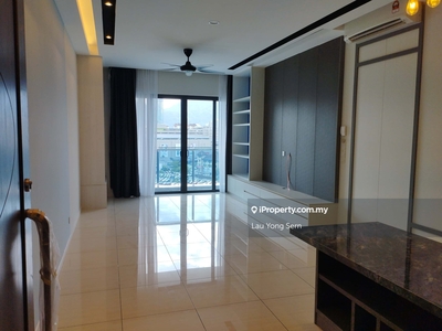 Queens Waterfront Q1 Fully furnished unit for Sales