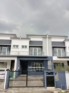 2 Storey Terrace @Taman Warisan Hijauan, Sepang unit up for sale!