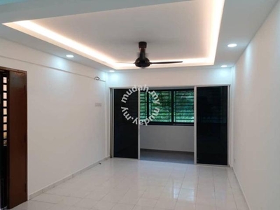 [Fully Renovated] Lily& Jasmine Apartment@ Tampoi Indah, Ground Floor