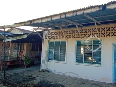 House for Sale at Jelapang