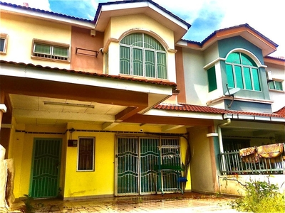 [NICE AND STRATEGIC LOCATION] 2Sty House