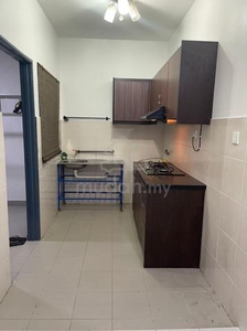 2 PARKING Partially furnished Aircond kitchen cabinet Prima p 11