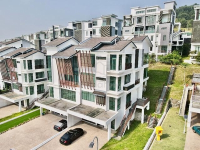 Biggest 4 Storey Semi-d Kingsley hills with private lift