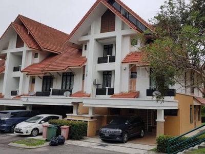 Freehold 2.5 Storey endlot Terrace Precint 18 Putrajaya