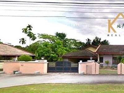 Ipoh Town Centre Bungalow House For Sale (Freehold)
