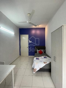 Middle room for rent at Seremban / Bukit Kepayang / Oakland