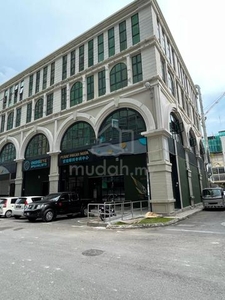 MILAN SQUARE XXL CORNER SHOP 2nd & 3rd FLOOR SPACE FOR RENT