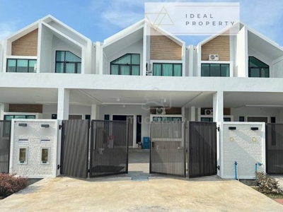 NEW 6 Bedrooms Double Storey Terrace for Rent at Senadin Miri