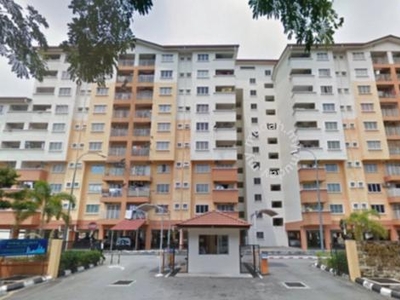 Room for Rent (female) at Serdang Villa Apartment (Max 2pax per room)