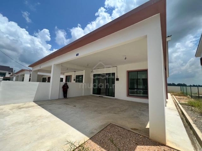 Rumah Baru Semi-D Setingkat Berdekatan Hospital, Taman Amira Langgar.