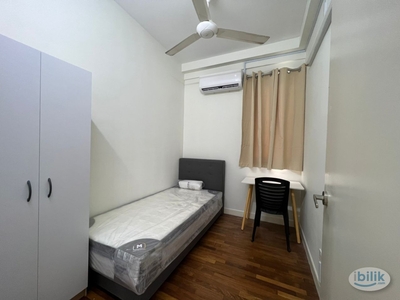 Single Room with A/C @ Vina Residency near Cheras Trader Square, C180 Aeon Big Tun Hussien Onn
