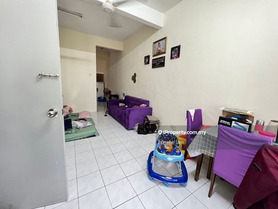 Fullloan Unit With Rm500 , Good Condition , 3bedroom