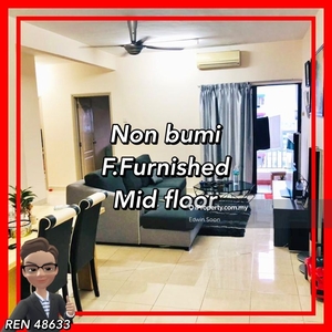 Fully furnished / Non bumi / End lot / mid floor