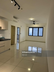 Nearby Sunway College @ Velocity 2 room rent