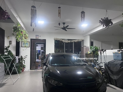 Partially Furnish House Sendayan For rent