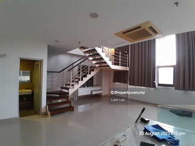 Selayang duplex Emerald avenue for rent suitable Ken stay and Office