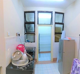 Master Room With Attached Bathroom For Rent in Pelangi Utama Block E Bandar Utama