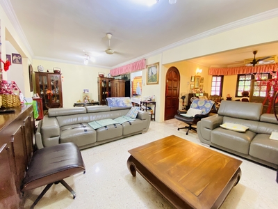 2 Storey Intermediate (Extra Long & Dual Frontage) Terraced House @ Jalan Wan Empok FOR SALE